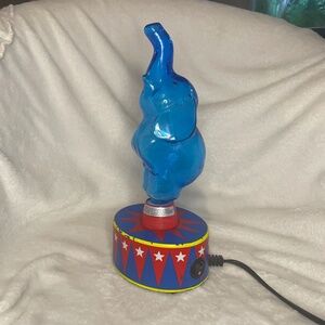 Plasma elephant table lamp